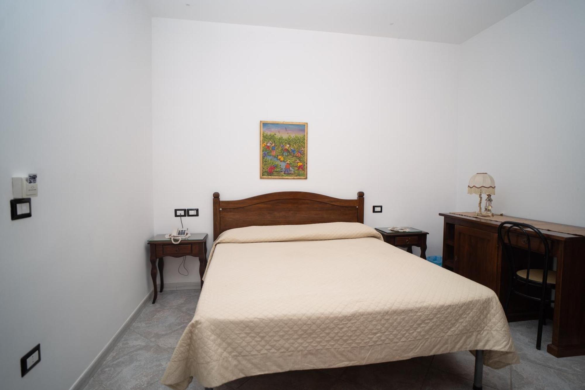 קאסלנואבו די נאפולי Hotel Caribe מראה חיצוני תמונה