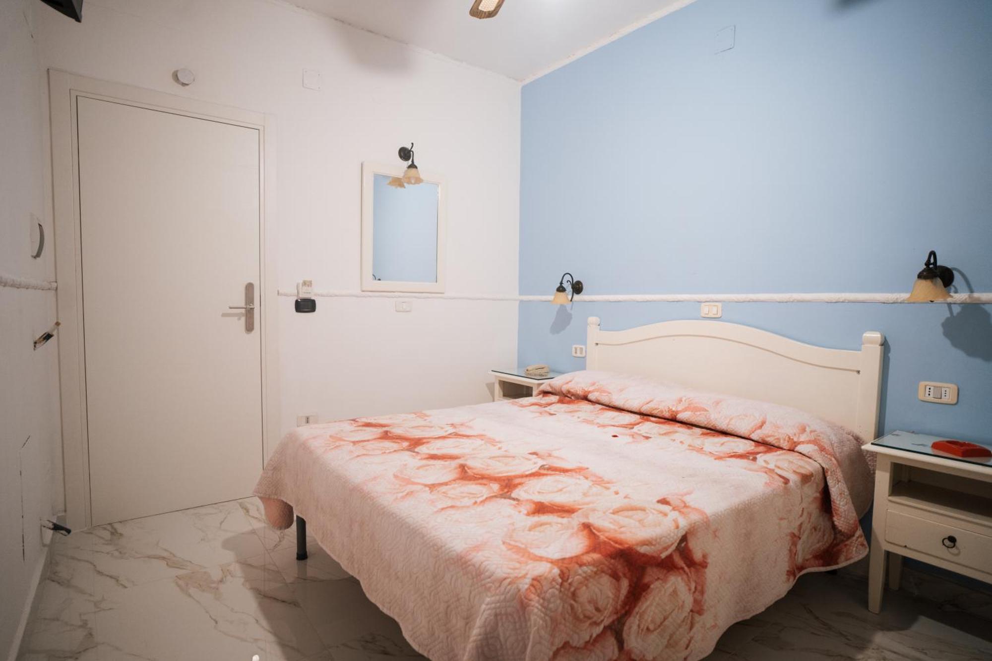 קאסלנואבו די נאפולי Hotel Caribe מראה חיצוני תמונה